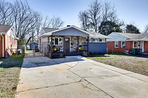 Newly Updated Home ~ 3 Mi to Downtown Charlotte!