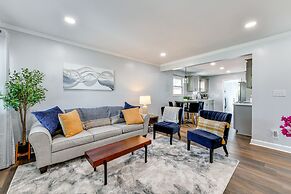 Newly Updated Home ~ 3 Mi to Downtown Charlotte!