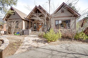 Pine Mountain Club Cabin w/ Private Deck & Views!