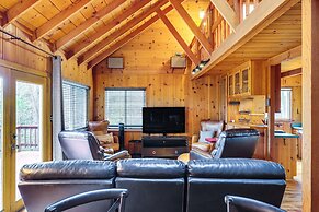 Cozy Mi-wuk Village Cabin: 18 Mi to Dodge Ridge!