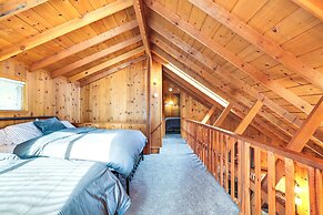 Cozy Mi-wuk Village Cabin: 18 Mi to Dodge Ridge!