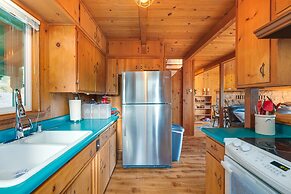 Cozy Mi-wuk Village Cabin: 18 Mi to Dodge Ridge!