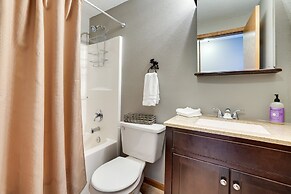 13 Mi to Winter Park: Mtn-view Granby Cabin