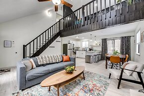 Lake & Pool Access: Poconos Retreat in Tobyhanna!