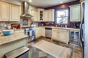 North Georgia Log Home w/ Long Range Views