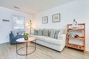 1 Mi to Beach: Pet-friendly Grand Strand Townhome