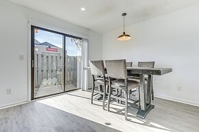 1 Mi to Beach: Pet-friendly Grand Strand Townhome