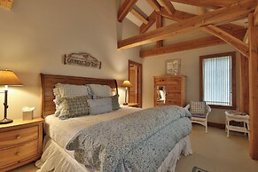 Mountain Village Marvel w/ Hot Tub & Home Gym!