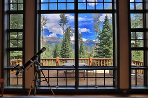 Mountain Village Marvel w/ Hot Tub & Home Gym!