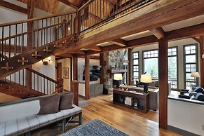 Mountain Village Marvel w/ Hot Tub & Home Gym!