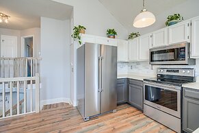 Charming Nags Head Retreat: Half-mi to State Park!