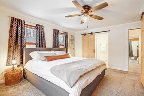 Family-friendly Home w/ Hot Tub, Near Lake George!