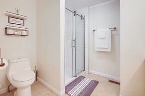 Family-friendly Home w/ Hot Tub, Near Lake George!