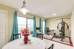 Houston Vacation Rental ~ 1 Mi to NRG Stadium!