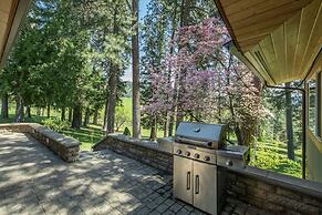 River Heights Home 3 Bedroom Cabin by RedAwning