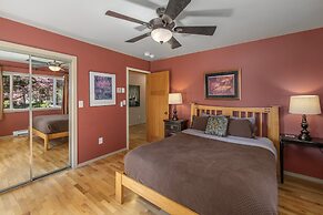 River Heights Home 3 Bedroom Cabin by RedAwning