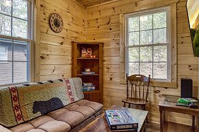 Hilltop Hideaway 3 Bedroom Cabin by RedAwning