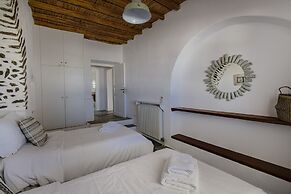 Anthemion Paros Villas & Suites