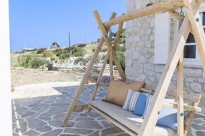 Anthemion Paros Villas & Suites