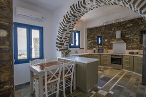 Anthemion Paros Villas & Suites
