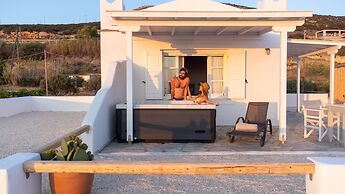 Anthemion Paros Villas & Suites