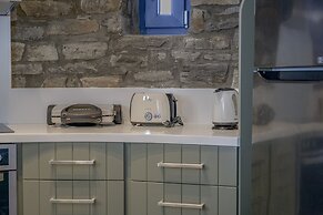 Anthemion Paros Villas & Suites