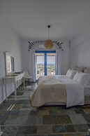 Anthemion Paros Villas & Suites