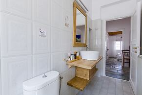 Anthemion Paros Villas & Suites