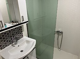 Gardenya Lara Suit Hotel