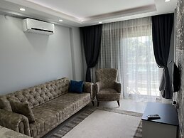 Gardenya Lara Suit Hotel