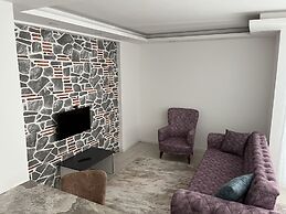 Gardenya Lara Suit Hotel