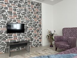 Gardenya Lara Suit Hotel