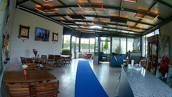 Gardenya Lara Suit Hotel