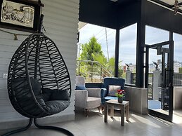 Gardenya Lara Suit Hotel