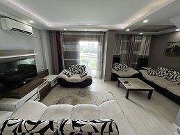 Gardenya Lara Suit Hotel