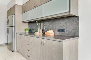 Phaedrus Living: City Center Sky Penthouse