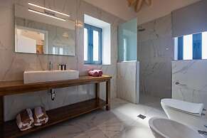 Majestic Stone Villa Sea View Pool