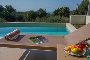 Majestic Stone Villa Sea View Pool