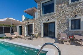Majestic Stone Villa Sea View Pool