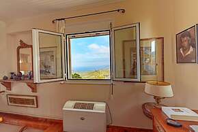 Art Gallery Villa Kefalonia Sea View and Breakfast