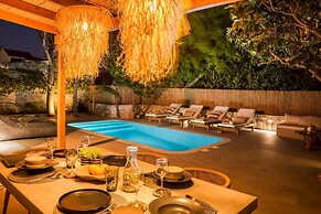 Mystique Lagoon Villa