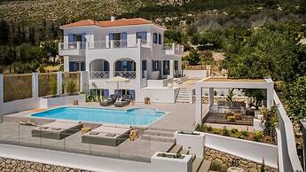 Lourdas White Villa