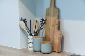 Pagrati Urban Oasis Getaway 2Bd Apt