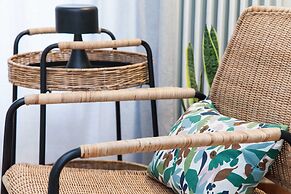 Pagrati Urban Oasis Getaway 2Bd Apt