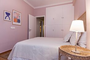 Pagrati Urban Oasis Getaway 2Bd Apt