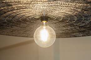 Pagrati Urban Oasis Getaway 2Bd Apt