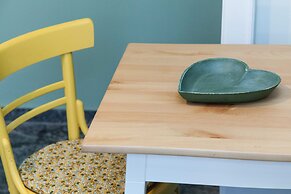 Pagrati Urban Oasis Getaway 2Bd Apt