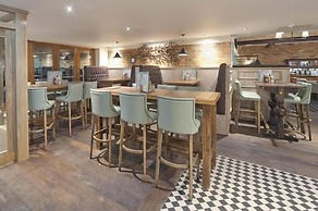 The Queen Hotel Wetherspoon