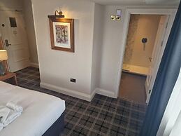 The Queen Hotel Wetherspoon