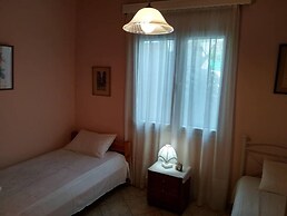 Aggelos House in Kalamitsi